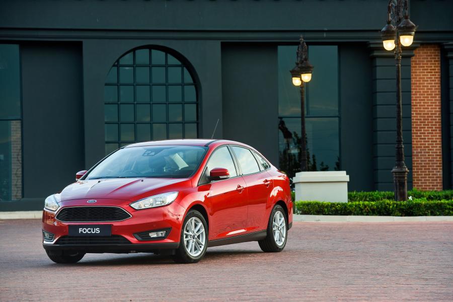  Ford Focus Sedan 2015 года  (ZA) (фото 9 из 29)